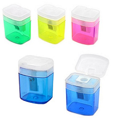 Точилка " KWELT " 3*3,5*2см, пластиковая 1 отверстие, с контейнером, цвет ассорти (4 цвета), пластик